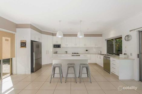 Property photo of 17 Emerson Drive Bonogin QLD 4213