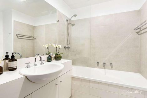 Property photo of 7/8 The Avenue Windsor VIC 3181