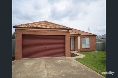 27 Cassandra Cres, Epsom, VIC 3551