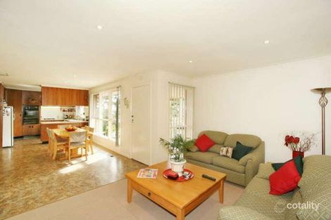 Property photo of 12 Leslie Grove Ringwood North VIC 3134