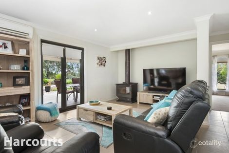 Property photo of 73 Kent Drive Haddon VIC 3351