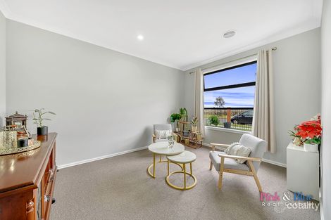 Property photo of 13 Fuchsia Drive Rockbank VIC 3335