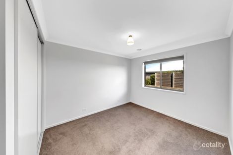 Property photo of 52 Dennington Rise Dennington VIC 3280