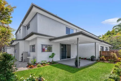 22 Sixth Ave, Kedron, QLD 4031