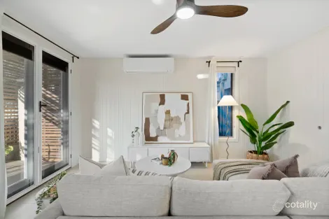 Property photo of 3/85 Sunbeam Street Annerley QLD 4103