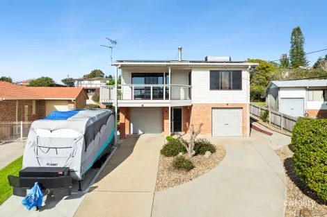 Property photo of 16 Pleasant Place Tuross Head NSW 2537