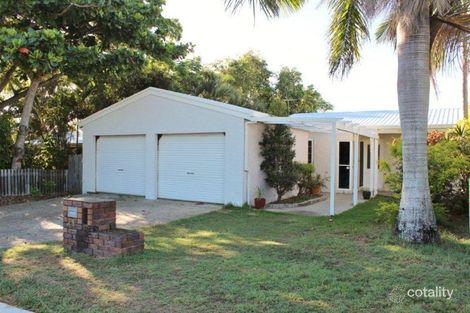 Property photo of 28 South Pacific Avenue Slade Point QLD 4740