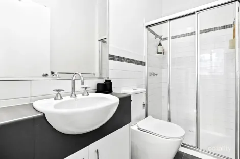 Property photo of 2/3 Mitchell Avenue Ashwood VIC 3147