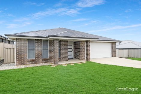Property photo of 77 Graham Drive Kelso NSW 2795