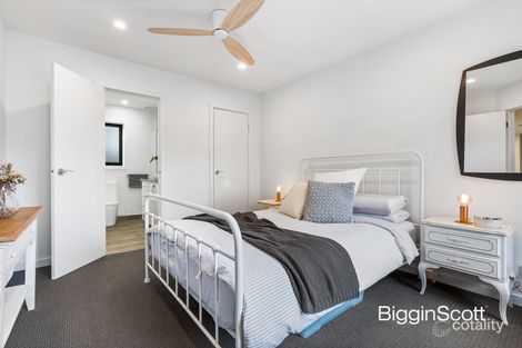 Property photo of 2/12 Dorset Street Glen Waverley VIC 3150