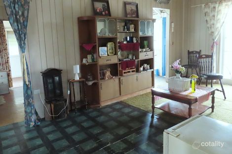 Property photo of 19 Kaboon Street Yelarbon QLD 4388