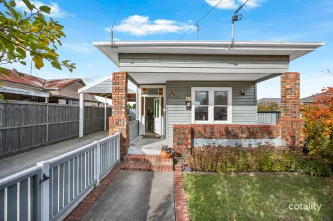 1/6 Wood St, Soldiers Hill, VIC 3350