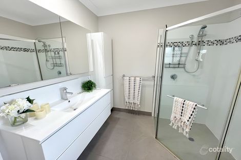 Property photo of 15 Bulleringa Loop Mount Peter QLD 4869
