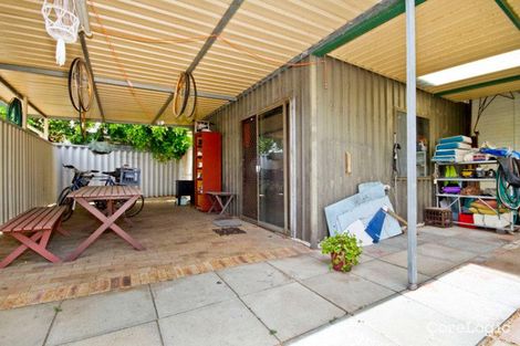 Property photo of 32 Hargreaves Road Coolbellup WA 6163