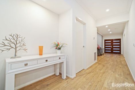 Property photo of 51 Wiltshire Boulevard Thornhill Park VIC 3335