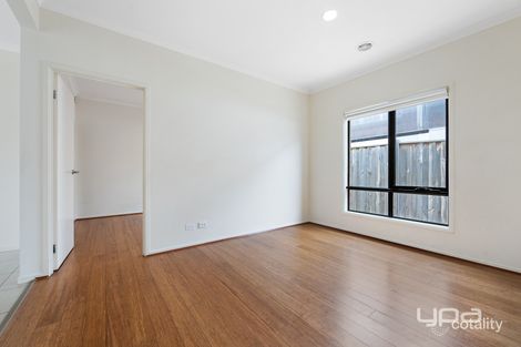 Property photo of 17 Pacific Boulevard Taylors Hill VIC 3037