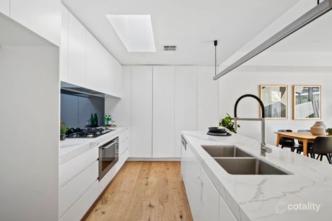 Property photo of 2/22 King Street Hampton East VIC 3188