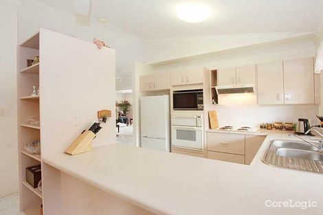 Property photo of 14 Bexley Place Helensvale QLD 4212