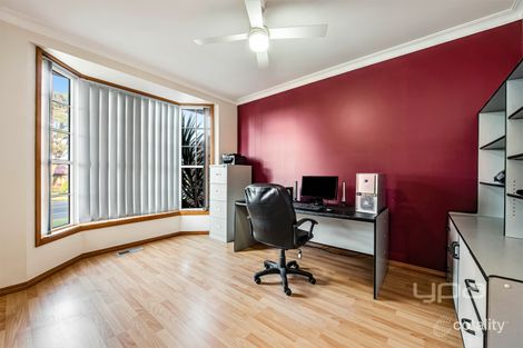 Property photo of 152 Greenvale Drive Greenvale VIC 3059