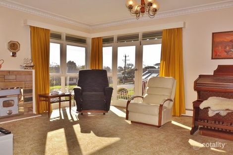 Property photo of 12 Murray Road Newborough VIC 3825