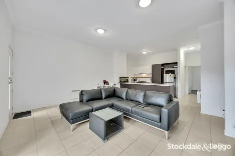 Property photo of 1/29 Tom Roberts Parade Point Cook VIC 3030
