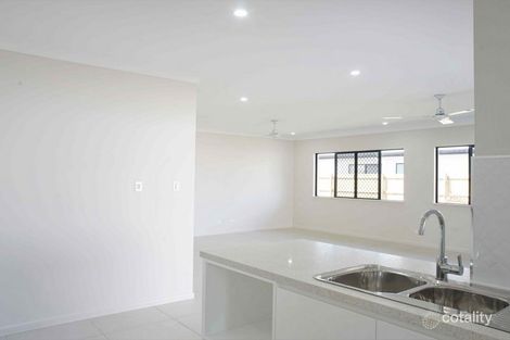 Property photo of 58 Bulleringa Loop Mount Peter QLD 4869