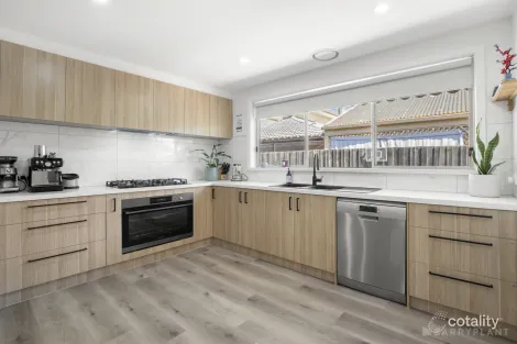 Property photo of 3 McQuade Court Noble Park North VIC 3174