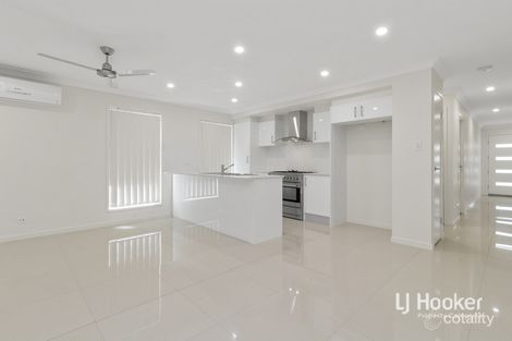 Property photo of 31 Neumann Drive Yarrabilba QLD 4207