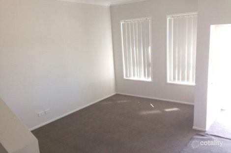 Property photo of 16 Affleck Gardens Middleton Grange NSW 2171