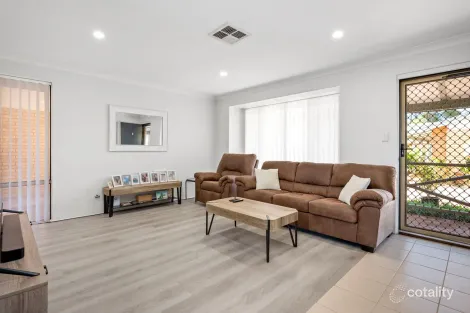 Property photo of 4/15-17 Burton Place West Lamington WA 6430