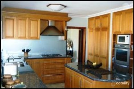 Property photo of 4 Grigo Close Safety Bay WA 6169