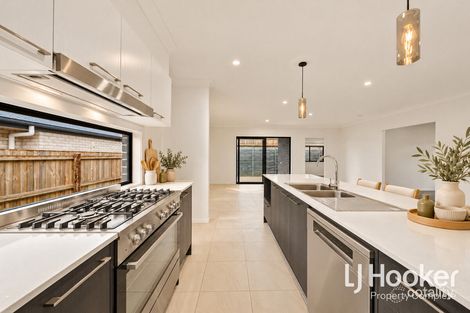 5 Napier Cres, Yarrabilba, QLD 4207