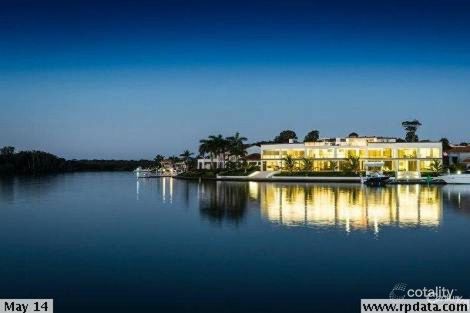 Property photo of 7313 Bayside Close Hope Island QLD 4212