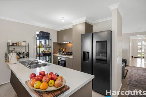 Property photo of 10 Sunline Street Drouin VIC 3818