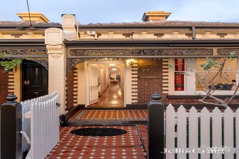 Property photo of 28 Woodside Street Fitzroy North VIC 3068