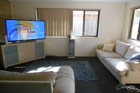 Property photo of 2/41 Oomoo Street Buddina QLD 4575
