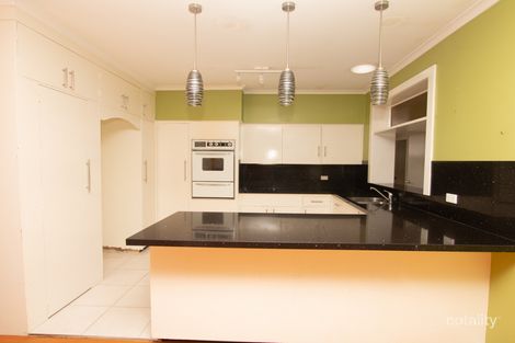 Property photo of 9 Floral Place Warrnambool VIC 3280