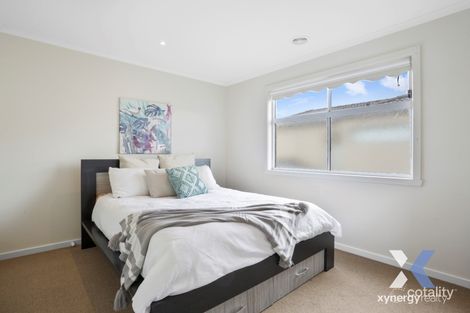 Property photo of 15 Ultimo Walk Taylors Hill VIC 3037