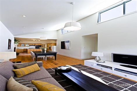 Property photo of 2 North Street Brunswick VIC 3056