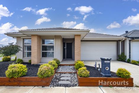 Property photo of 43 Stockport Crescent Thornhill Park VIC 3335
