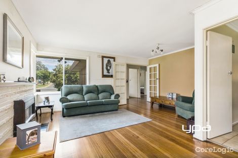 Property photo of 14 Lindsay Avenue Sunbury VIC 3429