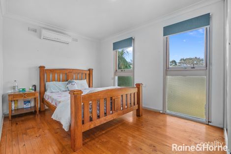 Property photo of 9 Berrigan Crescent Macquarie Fields NSW 2564