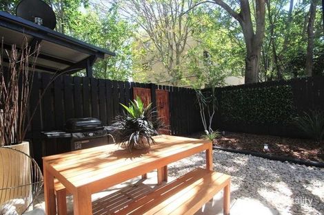 Property photo of 11/24 Brisbane Street St Lucia QLD 4067