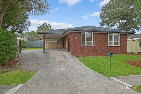 Property photo of 19 Chifley Avenue Hope Valley SA 5090