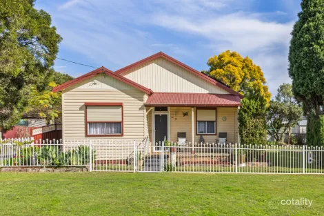 4 Hampden St, Kurri Kurri, NSW 2327