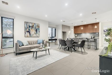 Property photo of 24 Stables Circuit Doncaster VIC 3108