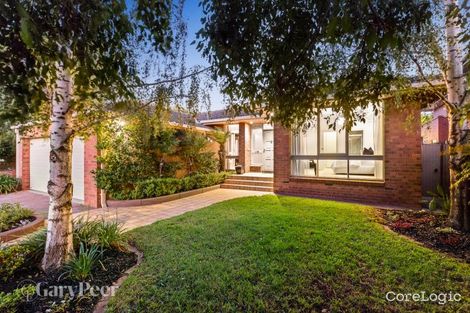 Property photo of 34 Testar Grove Caulfield North VIC 3161