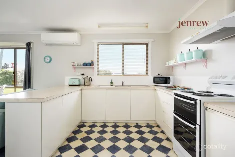 Property photo of 1/17 Dumbleton Street Hawley Beach TAS 7307