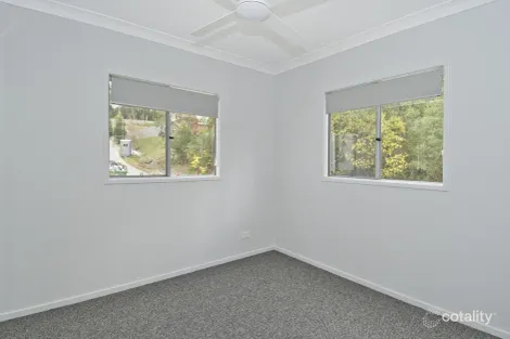 Property photo of 10 Stonewood Circuit Oxenford QLD 4210