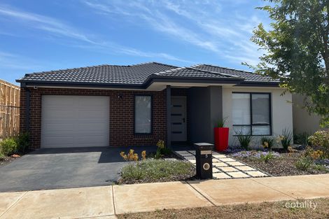 5 Ambrose St, Rockbank, VIC 3335